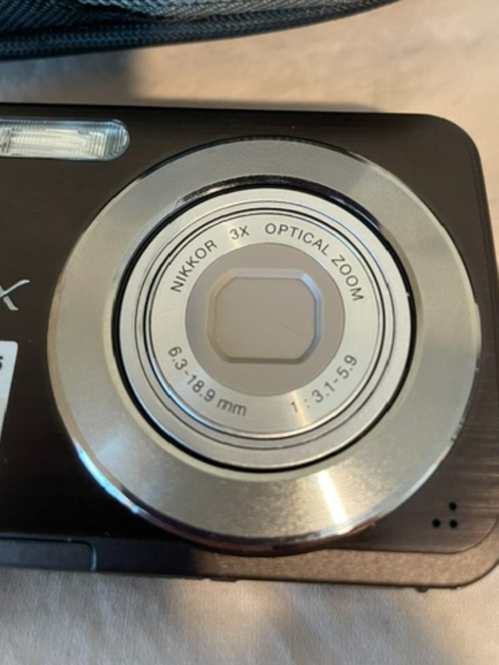 Nikon Coolpix S210 Digital Camera 8.0 MP 3X Optical Zoom - Picture 4 of 11